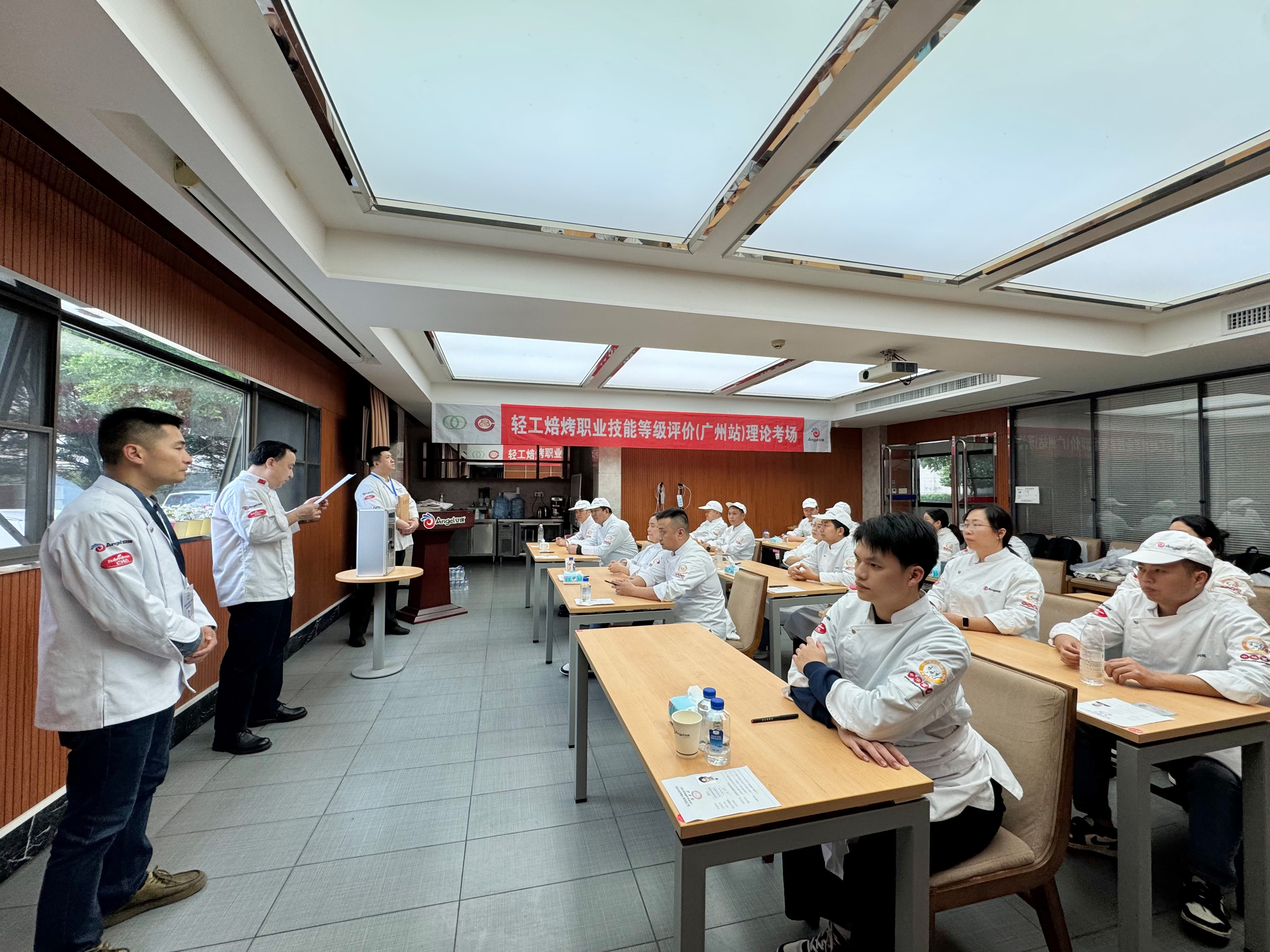 IMG_6453.jpg IMG_6453.jpg